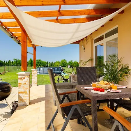 Paola By Interhome * Balatonszárszó