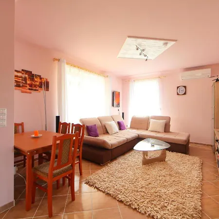 Tatil Evi Paola By Interhome *